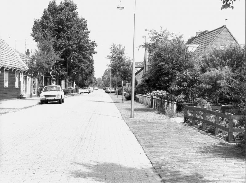 Foto 1374924619