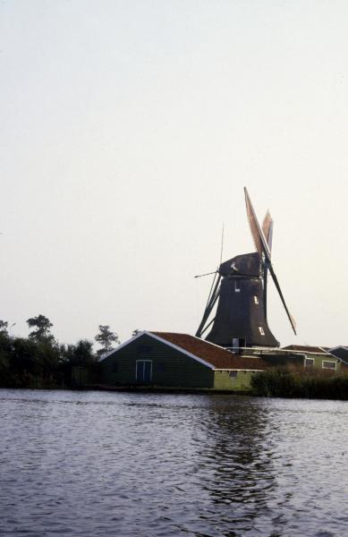Foto 1880111958