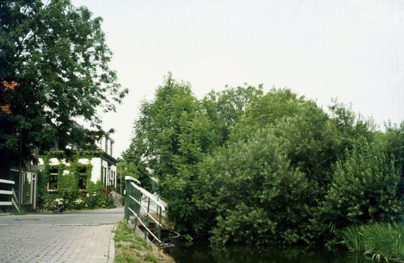 Foto 1924586602