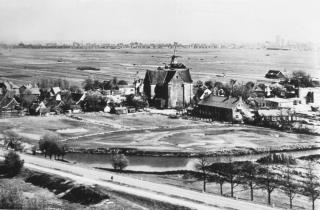 Foto 1912948295